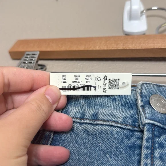 Madewell The Tall Curvy Perfect Vintage Wide-Leg Jean - Picture 8 of 10